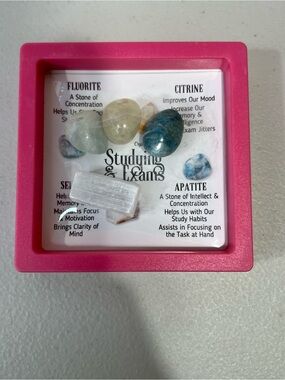 Studying & Exams Crystal Set in Pink Tray